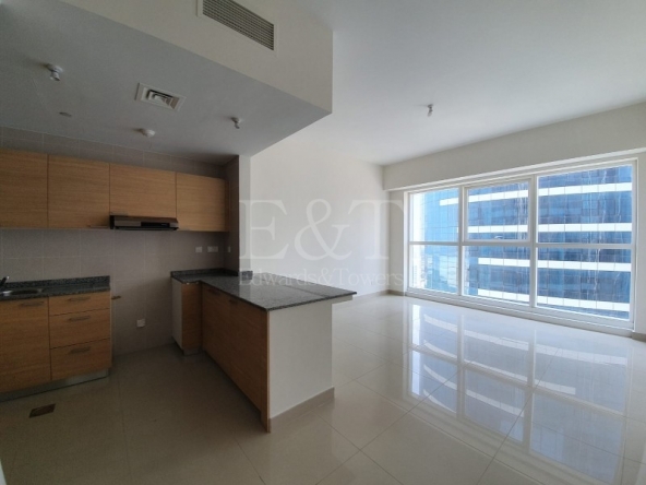Vacant  apartment with mangrove views! Must see!