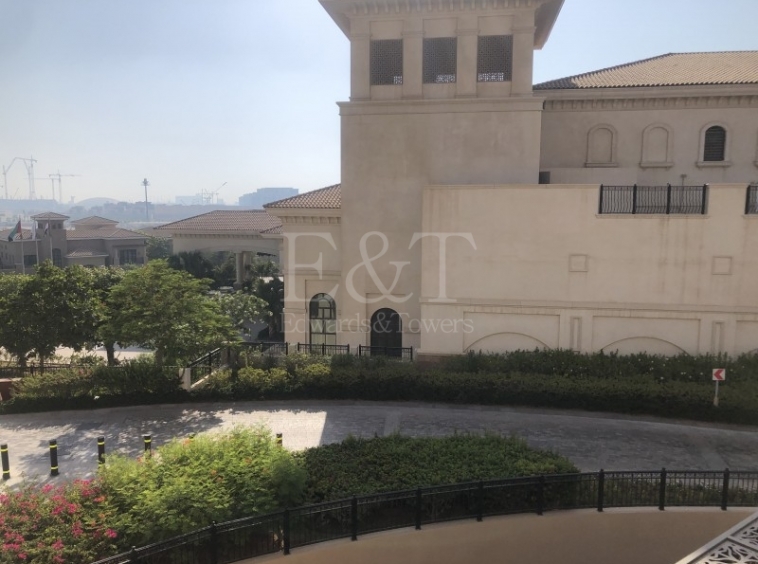 Luxury St Regis 3 Bedroom | Beautiful View I Big Terraces