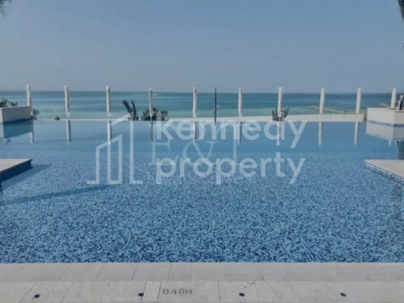 Gorgeous View I Spacious I Private Beach