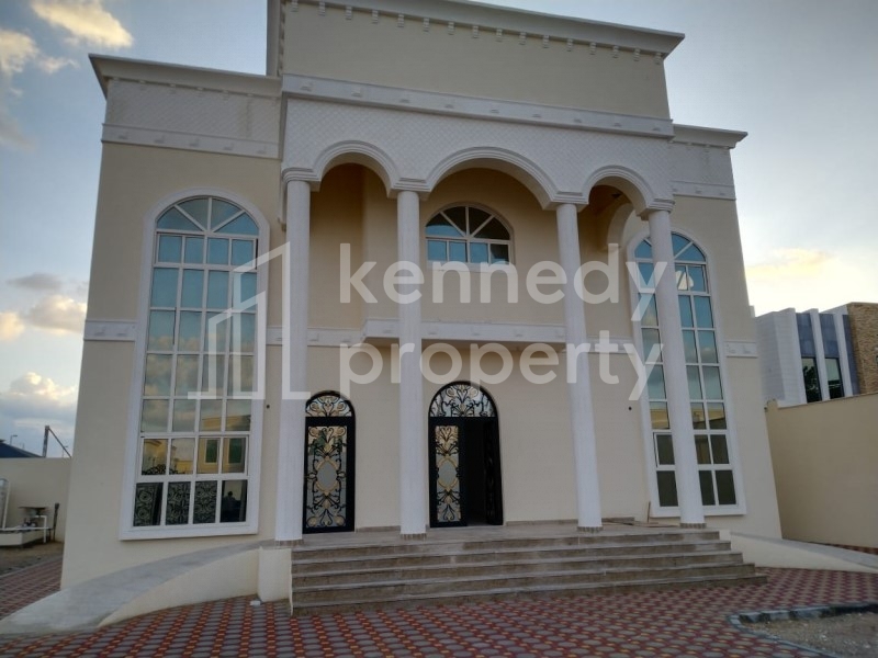 Very Huge I Well Maintained I Spacious