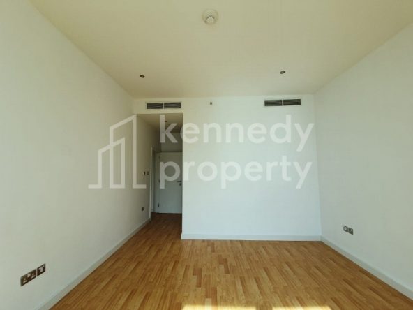 Vacant I Amazing Sea View I Luxury Facility