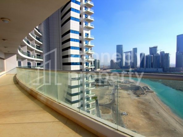 Best Large Layout  I Sea Views I Balcony