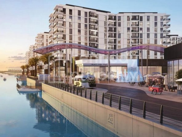 Selling Orig. Price I Canal Side I Cozy