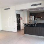 Spacious I Chiller Free I Good Location