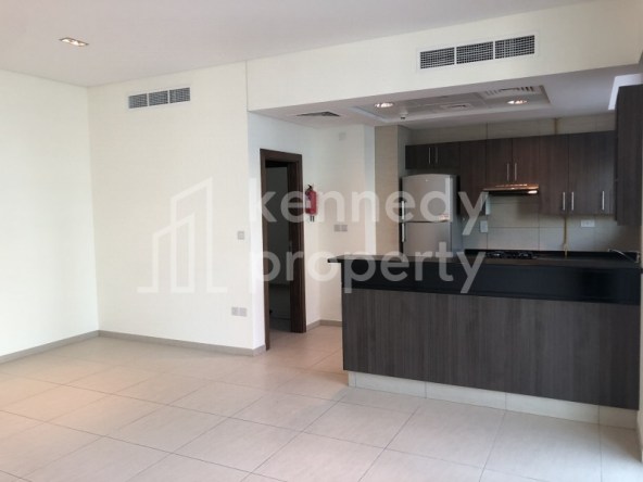 Chiller Included I Spacious I Appliances