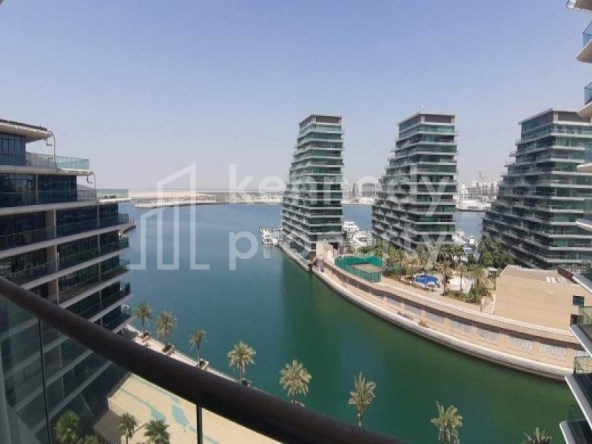 Price reduced| Sea/Canal View | 2 Balconies