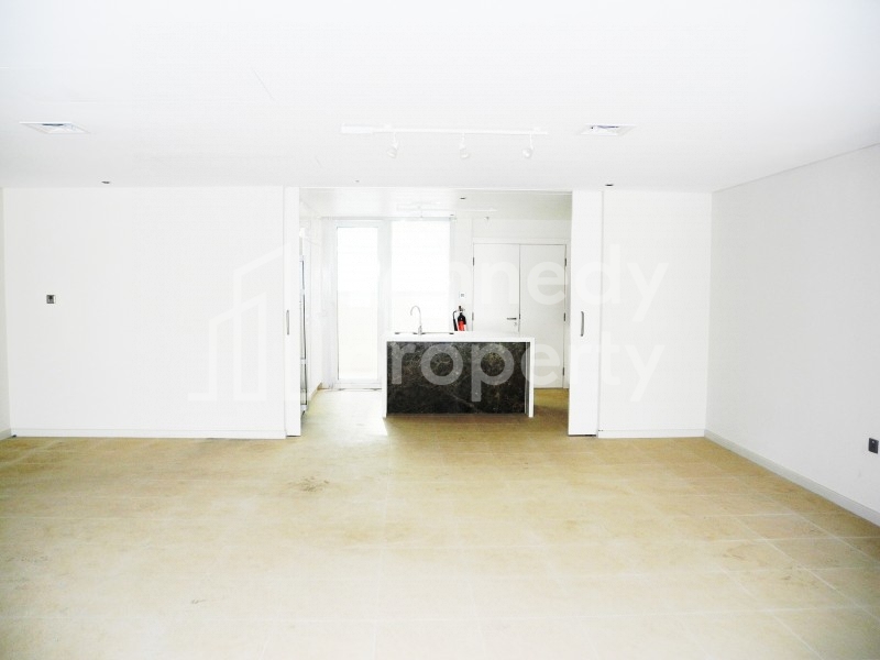 STUNNING TOWNHOUSE ON MAINLAND | COMMUNITY VIEW