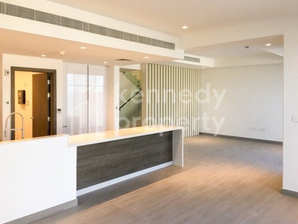 Rare Duplex 3 Y | White Goods | Vacant Soon