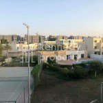 Single Row | Near Facilities | Vacant Now