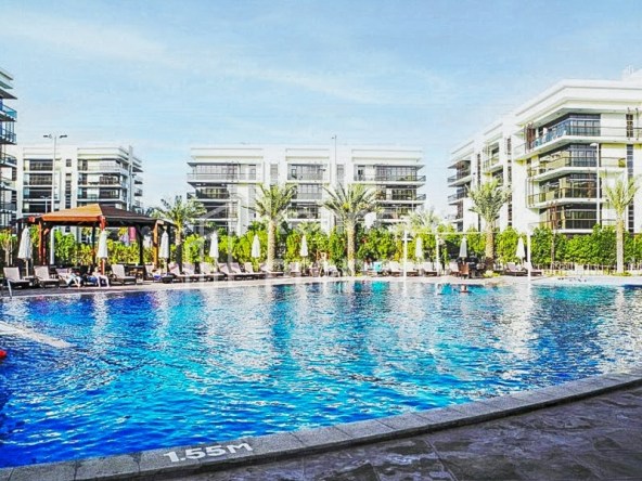 Vacant Now | Well Maintained | Spacious Layout