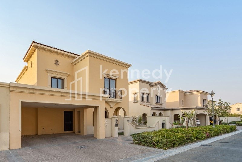 Vacant Now | Well Maintained | Corner Unit