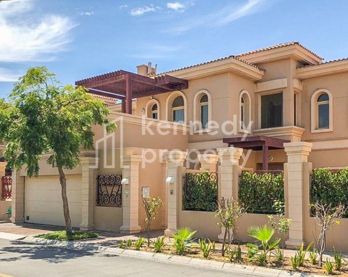 Private Pool | Ready to Move In | Prime Location