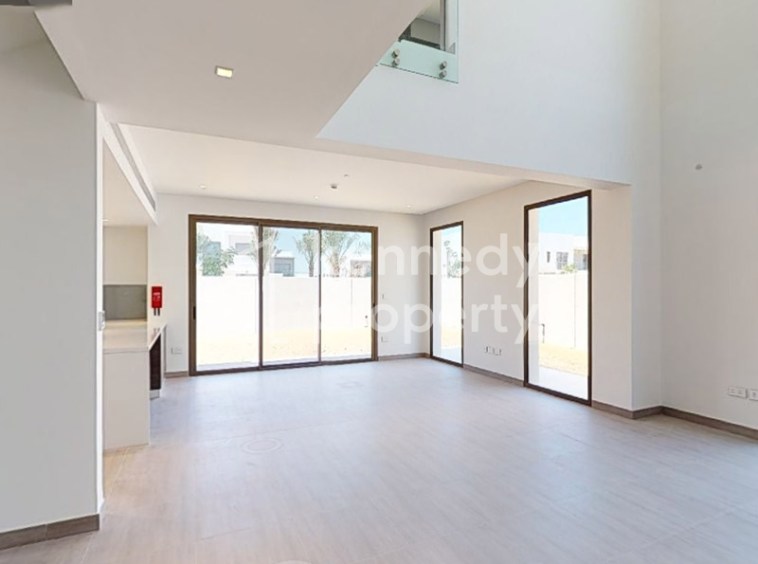 Landscaped I Private Garden| Spacious Layout