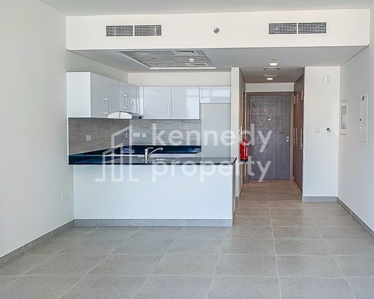 Spacious Balcony | Well Maintained | Garden View