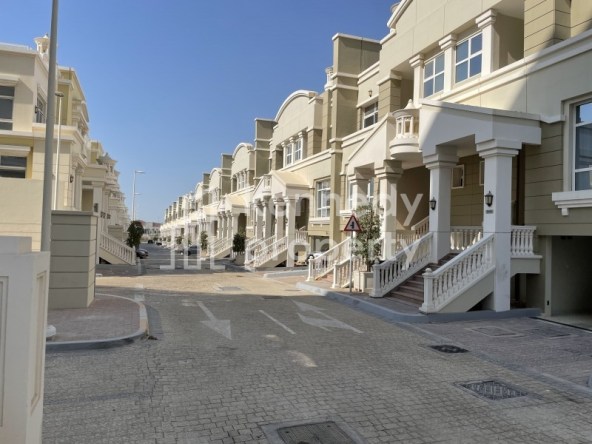 Large Layout I Well Maintained I Vacant Now