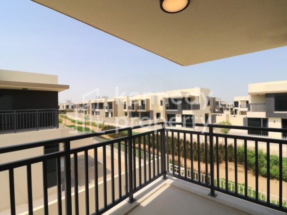 End of Row | Prime Location | Landscaped Garden