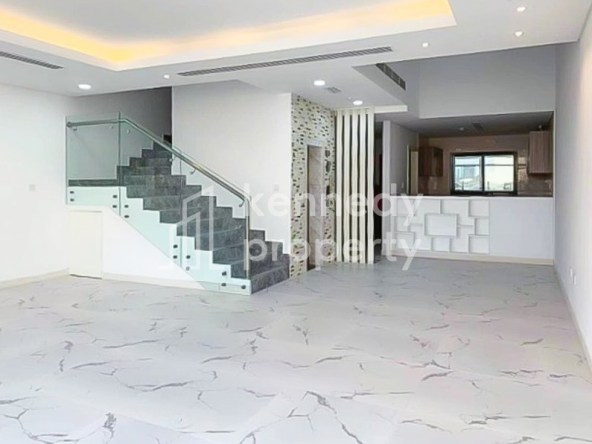 Modern Townhouse | Well Maintained | Maids Room