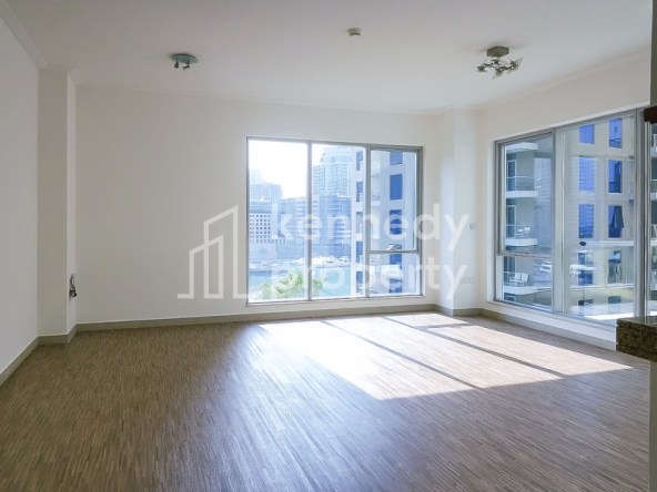 Marina View | Wooden Flooring | Study Area