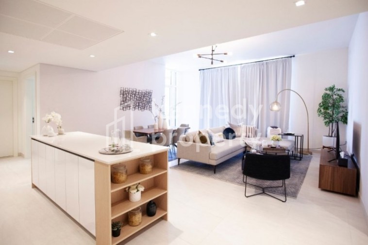 Corner Layout | Spacious | Ready to Move In