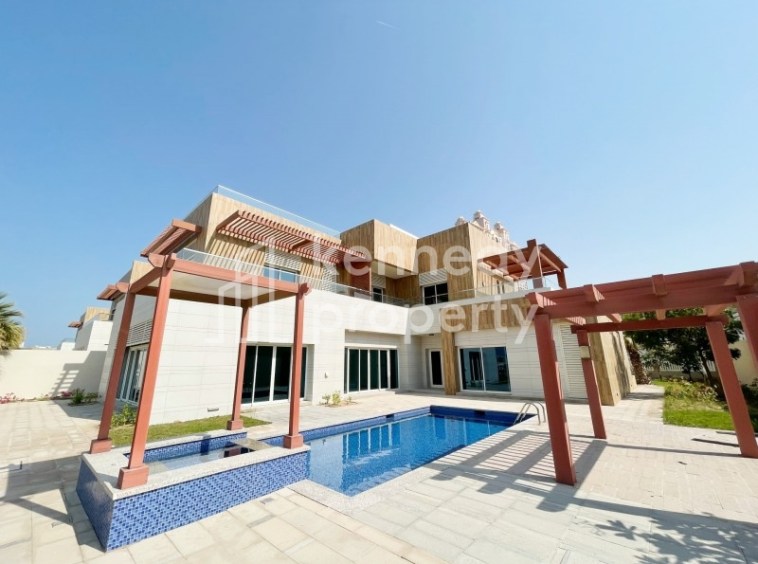 Luxurious Finish | Sea View | Prime Location