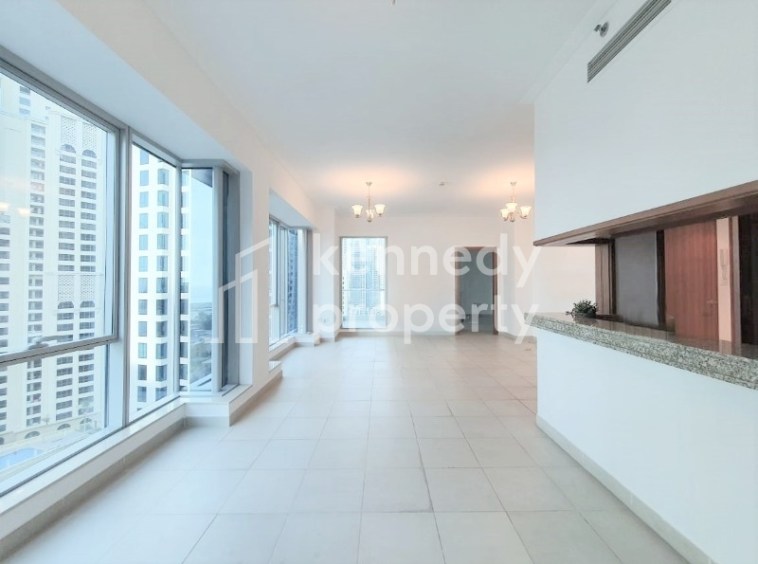 Sea View | Spacious Living Area | Well Maintained