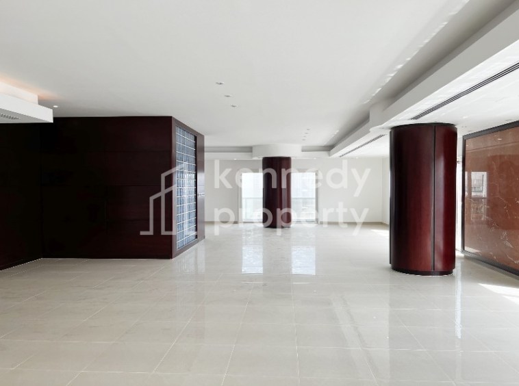 Spacious Layout | Sea View | Prime Location