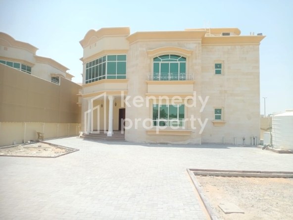 Commercial Villa I Prime Location I Spacious