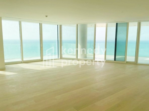 Penthouse Level | Stunning Sea View | High Floor