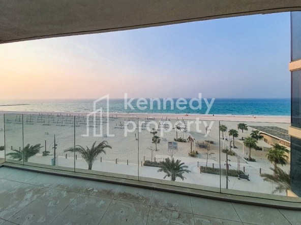 Fully Furnished I Stunning Sea View I Beach Access
