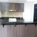 Well Maintained I Spacious Layout I Mid Floor