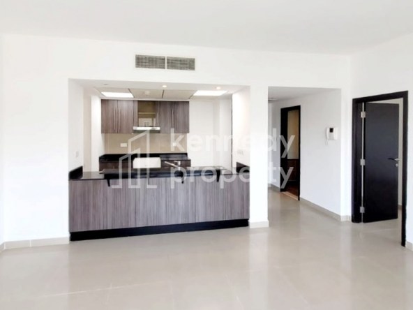 Well Maintained I 4 Cheques I Ready To Move In