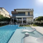 Fully Fitted I Large Plot I Private Beach Access