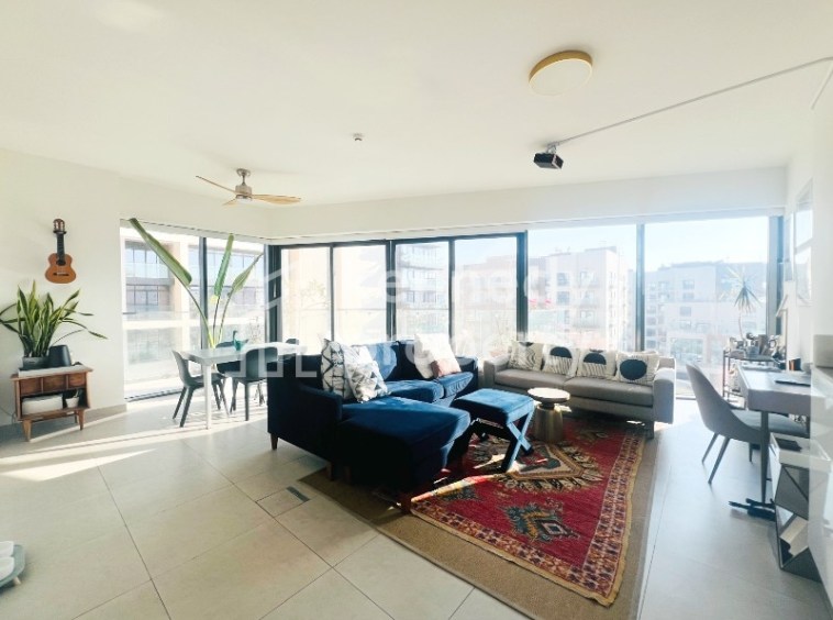 Move-in Now | Pool View | Corner Unit | Maids Room